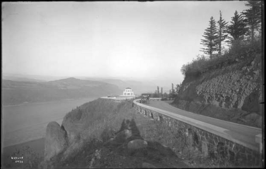 "Vista House on Crown Point"